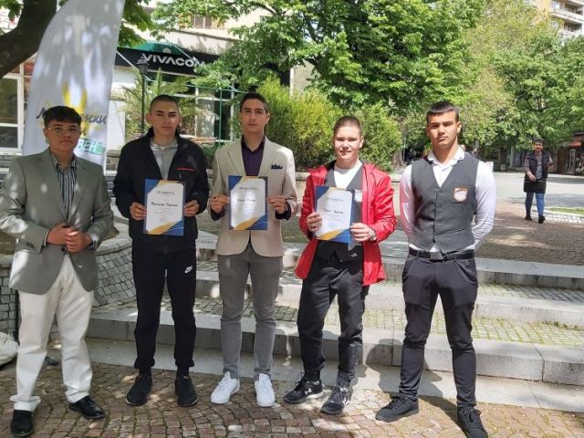 9-ти май – Денят на Европа в ПГХТ „Академик Неделчо Неделчев“ - Сливен