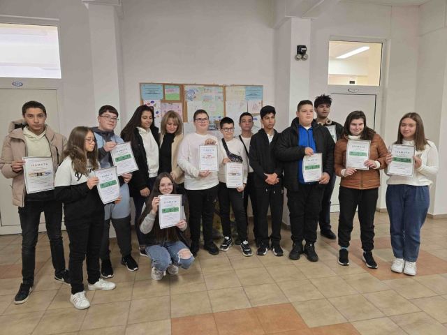 Училищен конкурс по БДП на тема „Безопасност за всички“