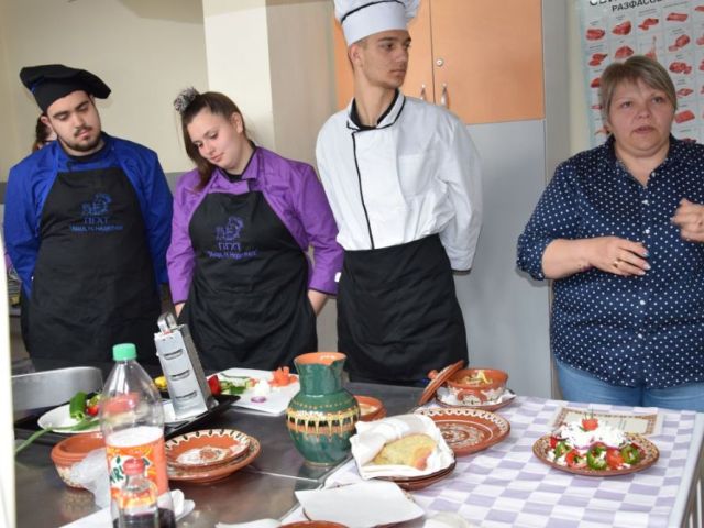 ПГХТ „Акад. Неделчо Неделчев“ част от инициативата „Обмен на педагогически практики в сферата на професионалното образование и обучение“ [19.03.2023]