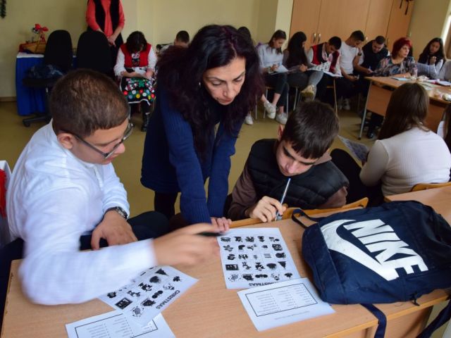 „Магията на Коледните празници, традиции и обичаи у нас и по света“ [19.12.2023]