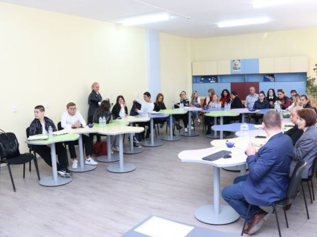 ,,Различният час по литература“ [08.11.2024]