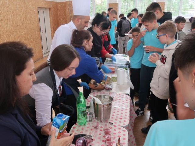 Клуб „Анимационен хоризонт“ с нова изява в ОУ “Христо Ботев“ [14.05.2025]