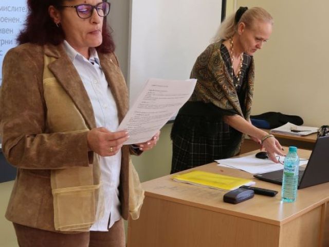 "НА ЧАША РУСКИ ЧАЙ С ПУШКИН" - интердисциплинарен урок - БЕЛ + РЕ + УП: Кетъринг с IX "в" клас