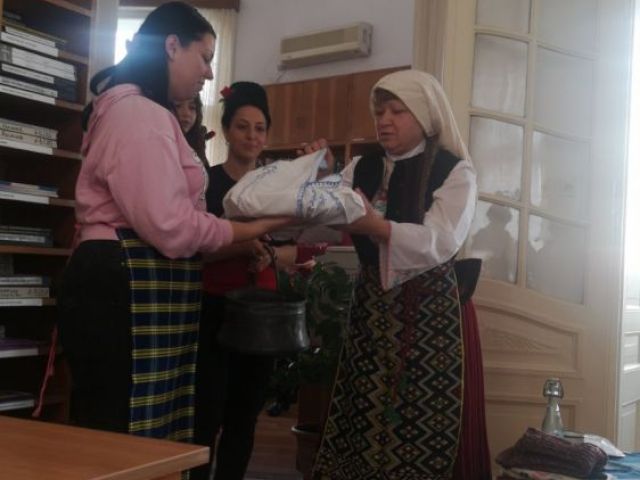 Българската коледна традиция и нашите ученици