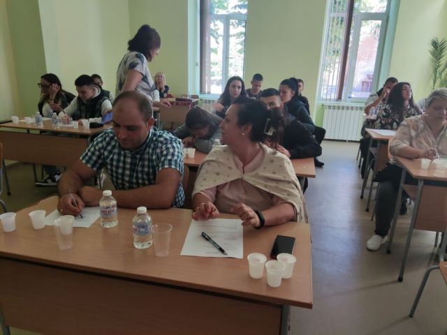 Представители на Асоциацията на месопреработвателите в България с впечатляваща презентация в ПГХТ „Акад. Неделчо Неделчев”