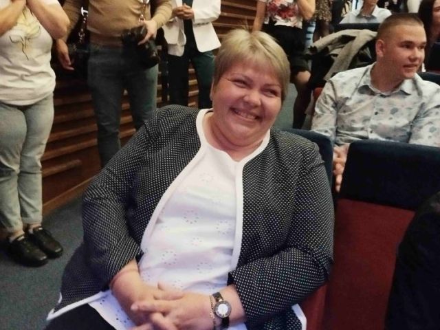 Поздравления на нашите завършващи дванадесетокласници!